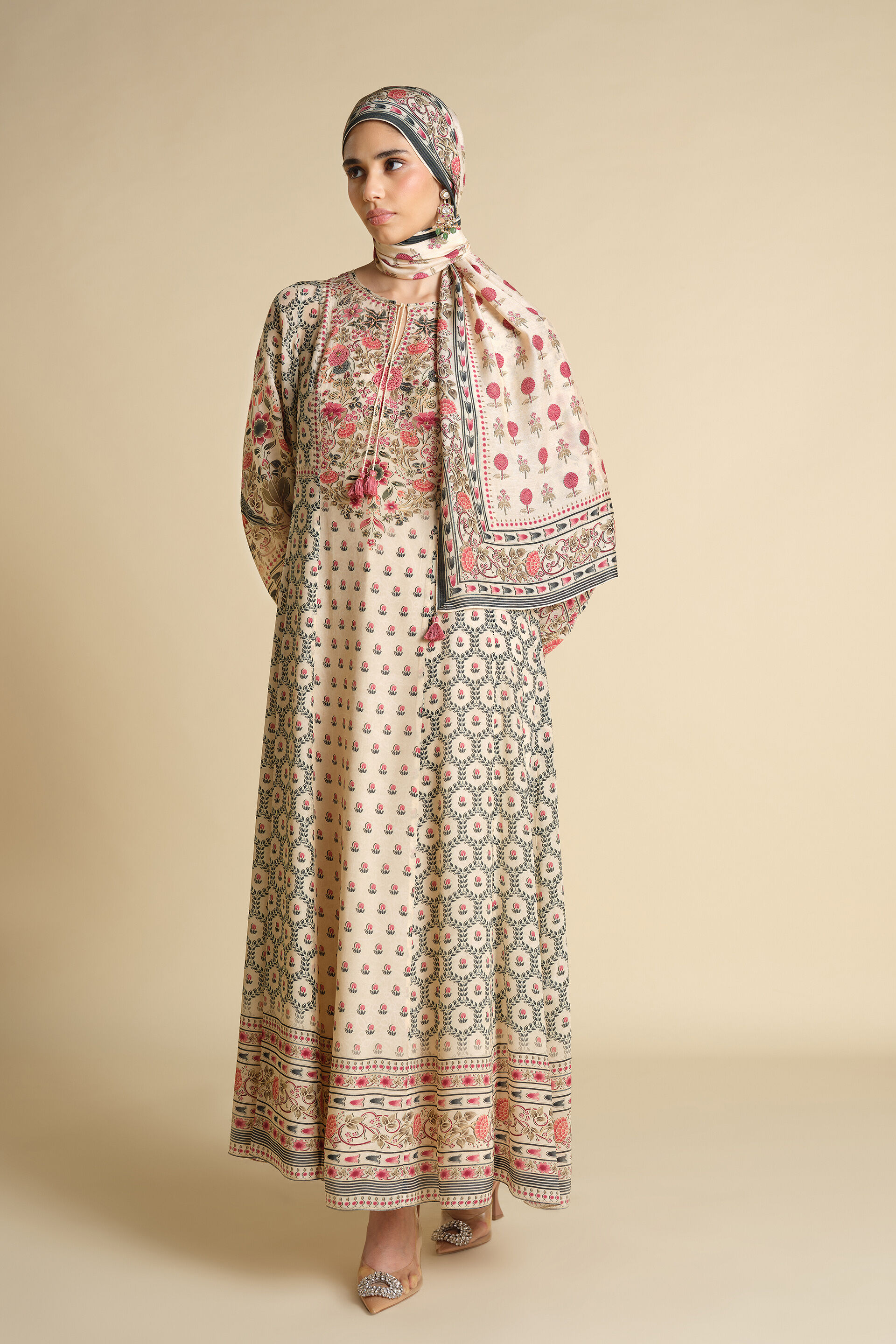 Demoiselle Printed Silk Stole - Ivory